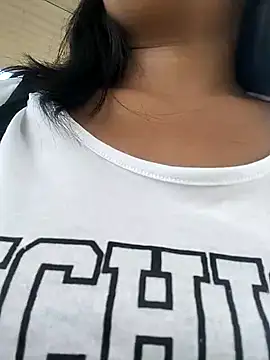 Danna-linyi online show from 02.17.25