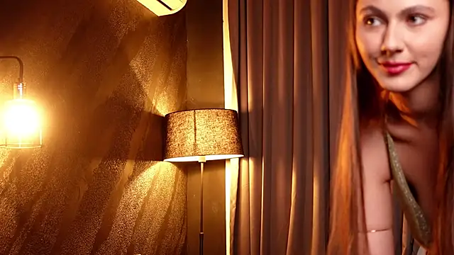 Snapshot of MuseSolis chatting on 02.27.25 MuseSolis online show from 02.27.25