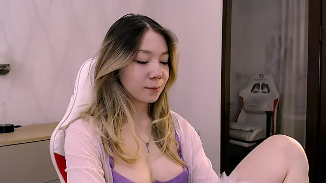 Babby Rabbit online show from 11.11.25