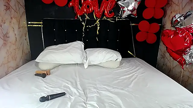 AmandaRobers online show from 02.28.25