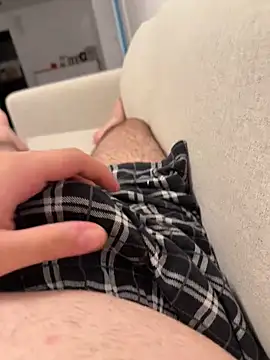 Snapshot of Loco42- chatting on 10.19.25 Loco42- online show from 10.19.25