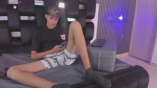 Alex Strip  online show from 12.14.24