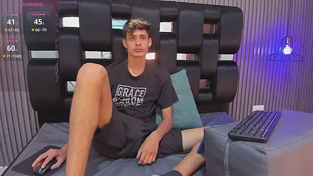 Alex Strip  online show from 01.19.25