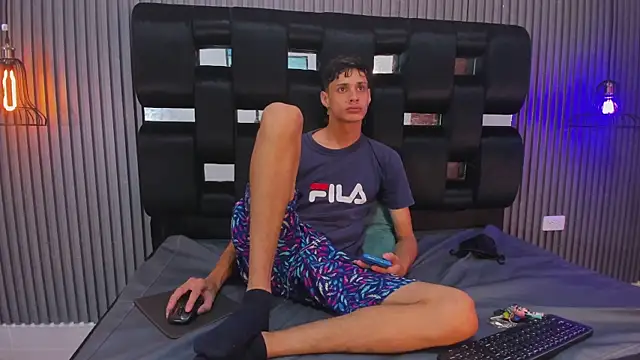 Alex Strip  online show from 01.29.25