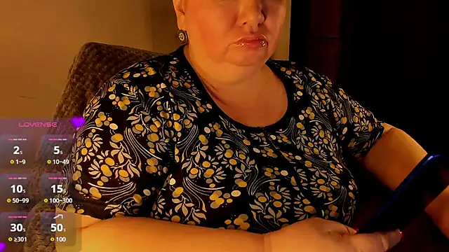 SexxyDreams1 online show from 02.15.25