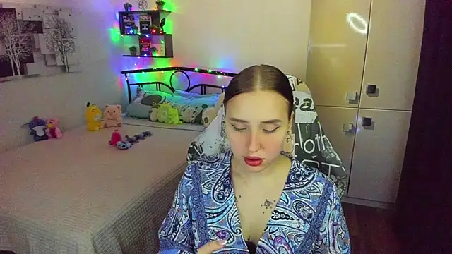 LinaTruly online show from 03.12.26