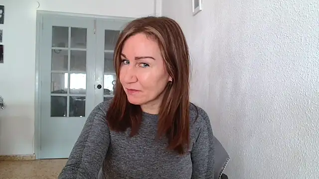 TamaraSweetxo online show from 12.18.24