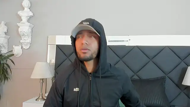 Robin Rief online show from 11.25.25