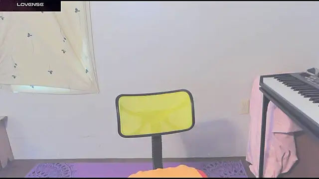  hellostormy  online show from 04.19.26