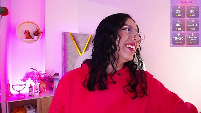 Snapshot of Aurora_Brownn chatting on 01.25.25 Aurora Brownn online show from 01.25.25
