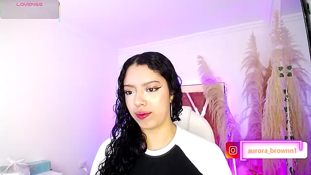 Snapshot of Aurora_Brownn chatting on 09.14.25 Aurora Brownn online show from 09.14.25