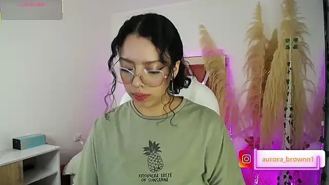 Snapshot of Aurora_Brownn chatting on 09.15.25 Aurora Brownn online show from 09.15.25