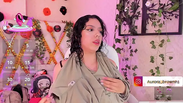 Snapshot of Aurora_Brownn chatting on 10.23.25 Aurora Brownn online show from 10.23.25