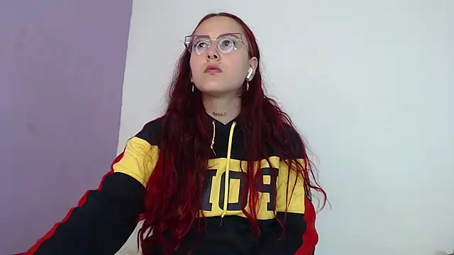 Snapshot of LatinasGoddesses_ chatting on 01.21.25 LatinasGoddesses online show from 01.21.25