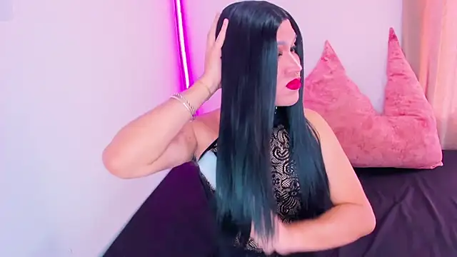 Candace Queen online show from 04.10.26