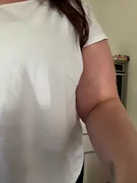 Engel mia online show from 02.25.26