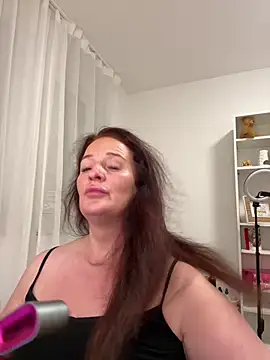 Engel mia online show from 03.27.26