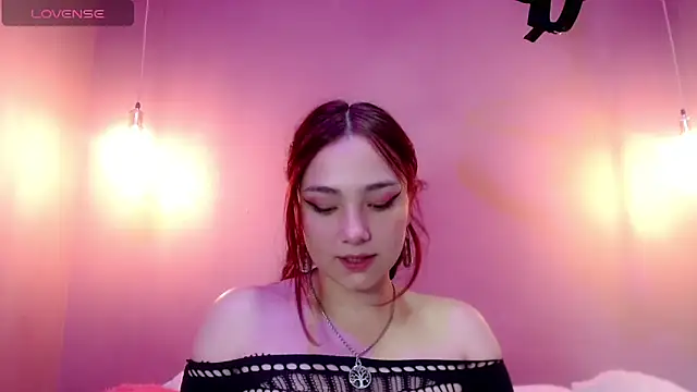 Snapshot of cami_fire chatting on 01.02.25 cami fire online show from 01.02.25