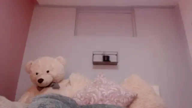 Snapshot of cami_fire chatting on 02.01.25 cami fire online show from 02.01.25