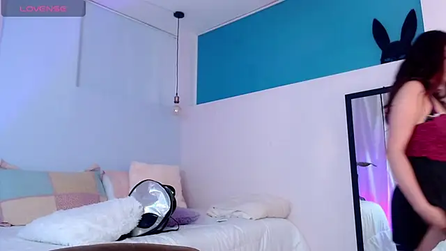 Snapshot of cami_fire chatting on 03.08.25 cami fire online show from 03.08.25