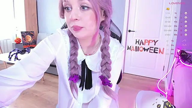 Amy honey angel online show from 10.31.25