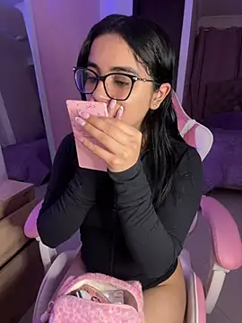 Emily-14 online show from 05.05.26