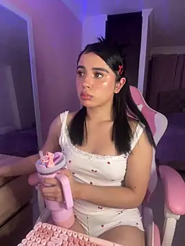 Emily-14 online show from 05.15.26