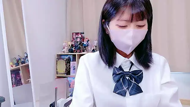 Snapshot of -anzu-o chatting on 10.11.25 -anzu-o online show from 10.11.25