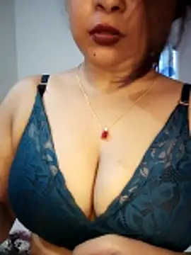 Fuck Girl Nuri online show from 05.24.26