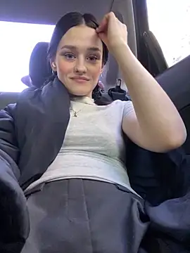 Mia Mia M online show from 02.21.26