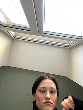 Mia Mia M online show from 03.20.26