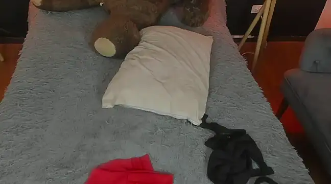 vampy dolll online show from 12.28.24