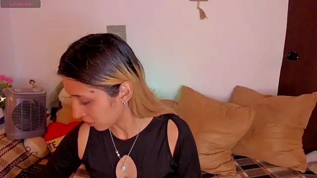 cuteweed420 online show from 07.29.26
