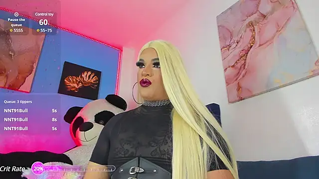 Snapshot of Missisabella_ chatting on 01.10.25 Missisabella  online show from 01.10.25