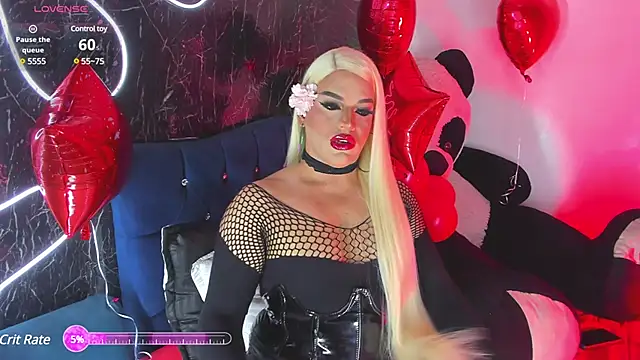 Snapshot of Missisabella_ chatting on 02.15.25 Missisabella  online show from 02.15.25