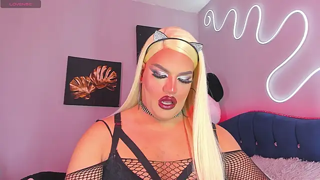 Snapshot of Missisabella_ chatting on 09.13.25 Missisabella  online show from 09.13.25