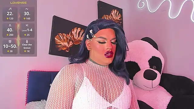 Snapshot of Missisabella_ chatting on 10.08.25 Missisabella  online show from 10.08.25