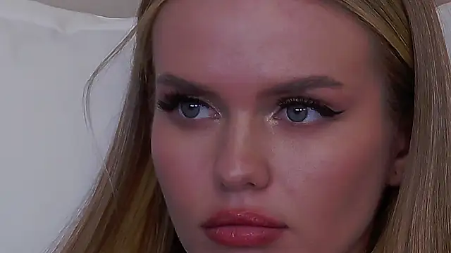 KristinaMaers online show from 02.24.25