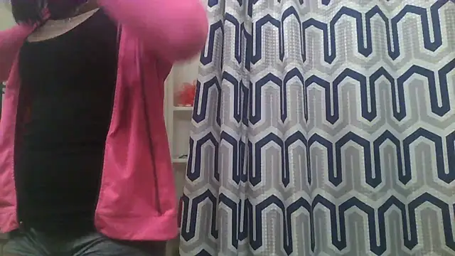 LuckiXCX online show from 02.11.25