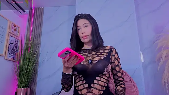 Chlooee   online show from 12.19.25