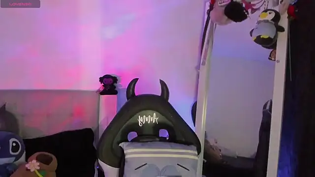 Any Roussee online show from 11.29.25