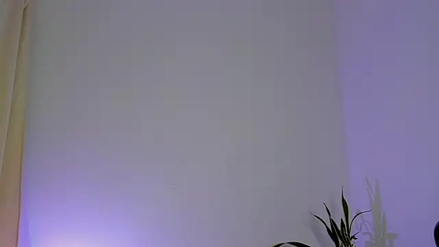 Snapshot of Lukeetaylor chatting on 08.04.26 Lukeetaylor online show from 08.04.26