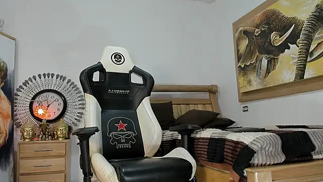 mr stiven  online show from 03.24.26