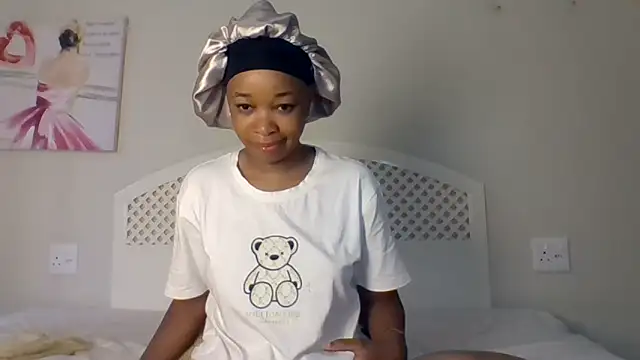 Snapshot of NishA-022 chatting on 01.15.25 NishA-022 online show from 01.15.25