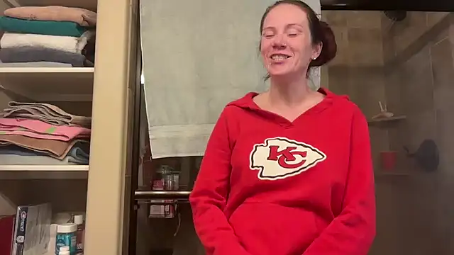 yourstrulylivy69 online show from 10.09.25