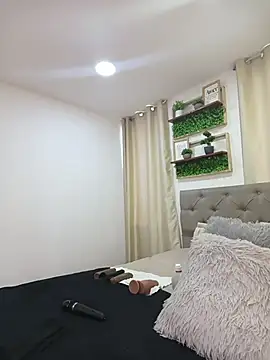 sasi luna online show from 02.28.26