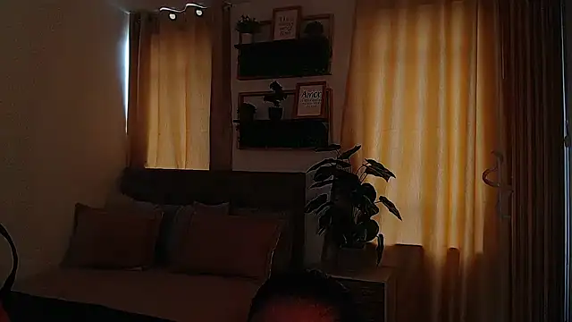 Snapshot of sasi_luna chatting on 05.29.26 sasi luna online show from 05.29.26