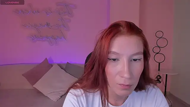 MiaFarrell  online show from 05.29.26