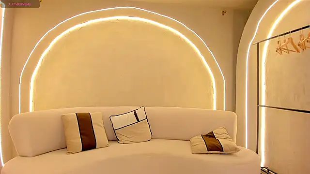 BellaCarteer  online show from 03.09.26