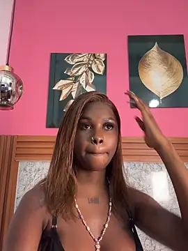 Snapshot of kinkyandsavage chatting on 01.31.26 kinkyandsavage online show from 01.31.26